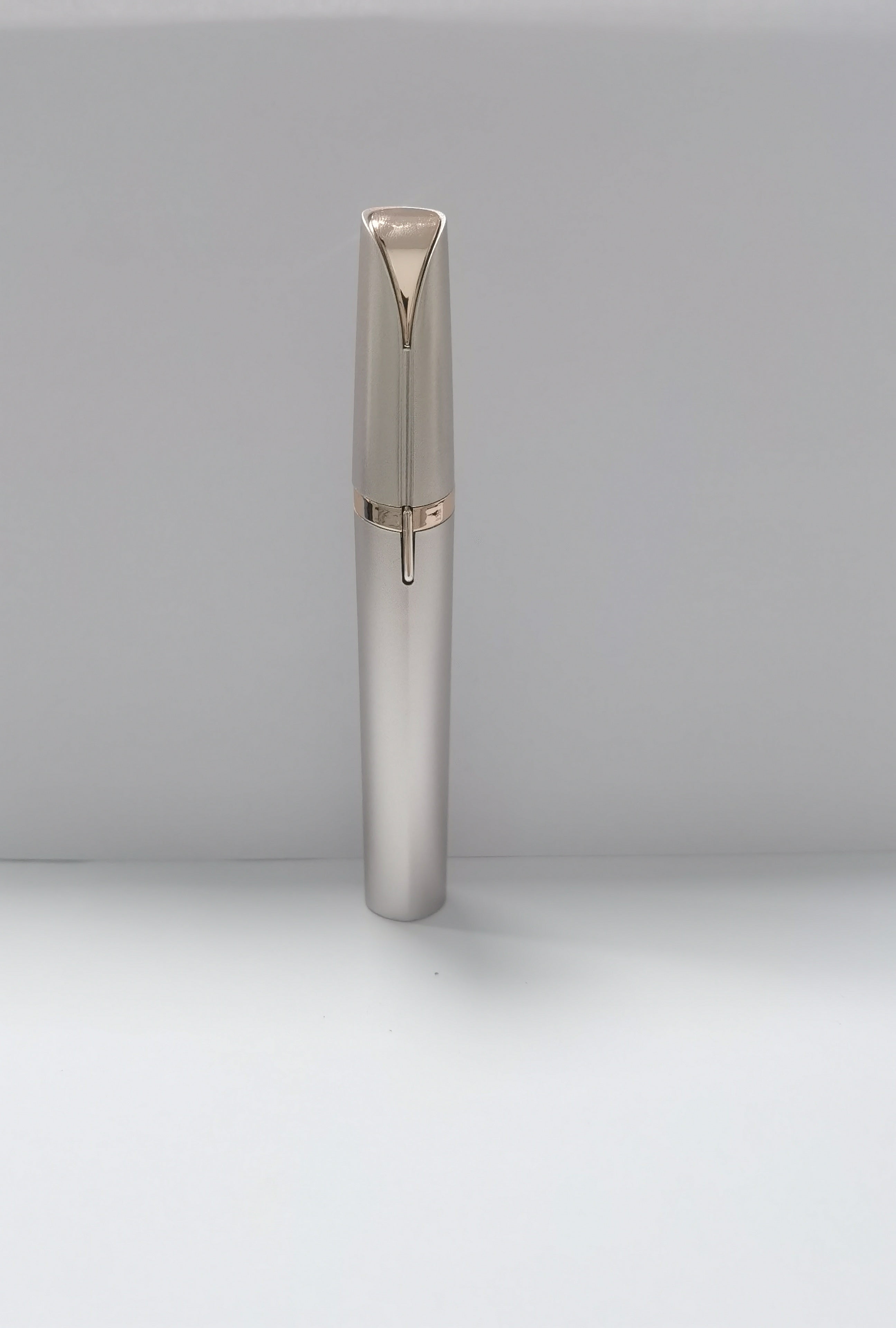 Theexcorner™ Precision Brow & Facial Hair Remover